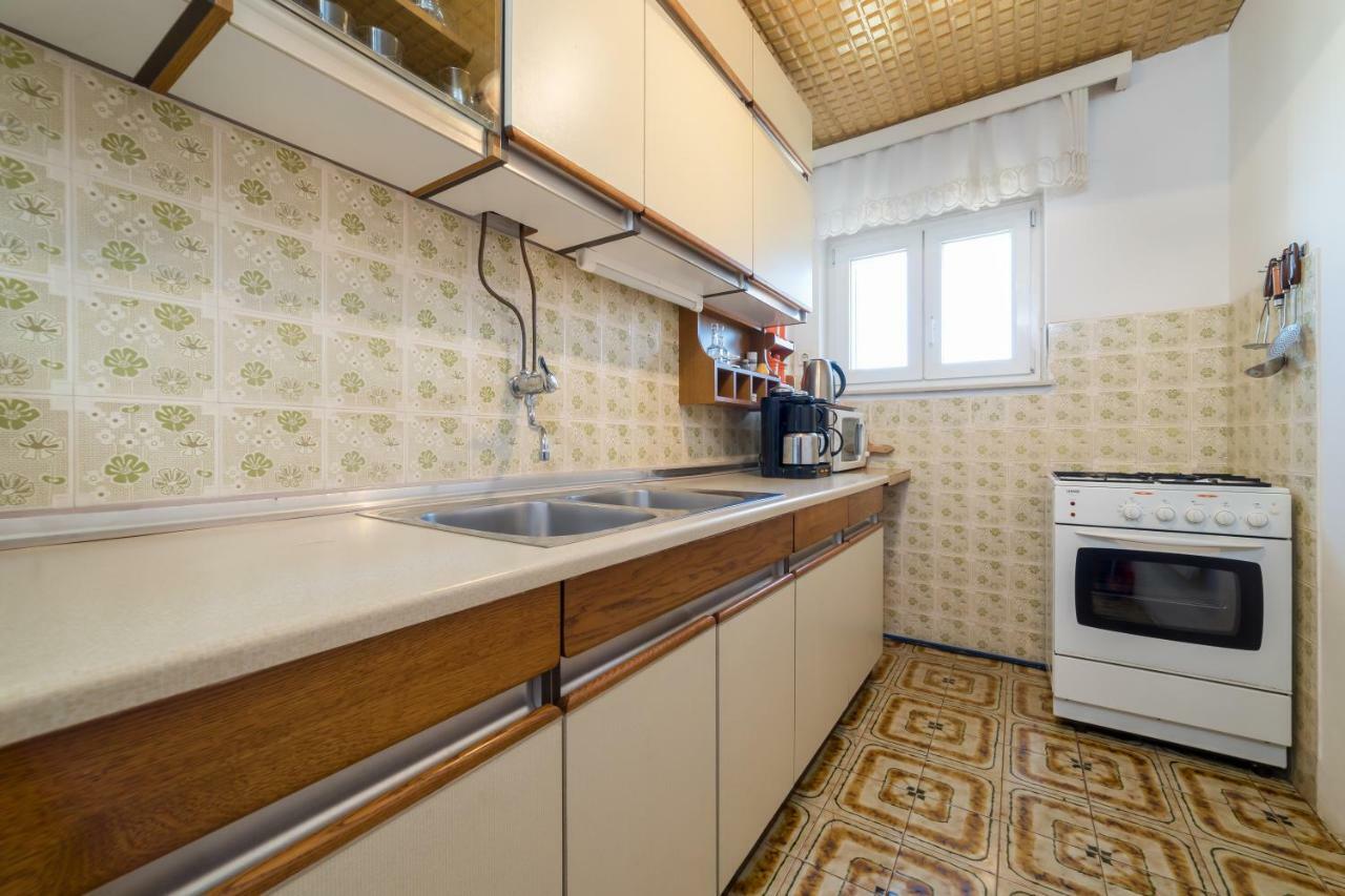 Apartments Jakovcev Betina  Buitenkant foto